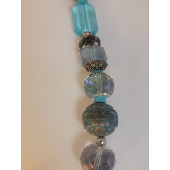 Sky Blue Agate Glass And Turquoise Colored Stones Silver Tone Necklace - Picture 11 of 13